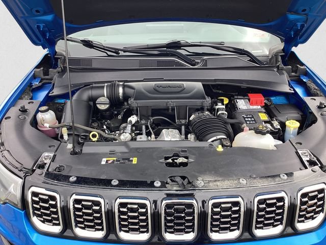 Certified 2025 Jeep Compass Limited image 10