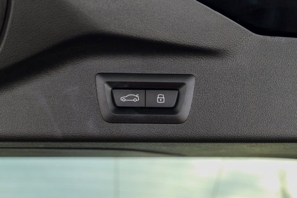 Used 2024 BMW X7 xDrive40i image 67