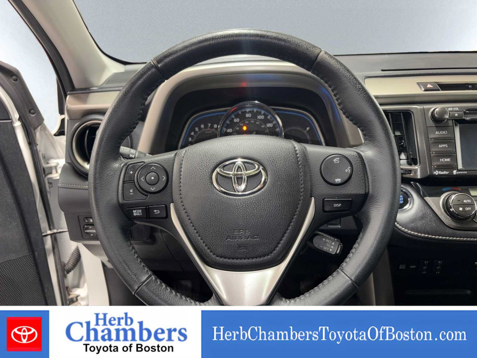 Used 2015 Toyota RAV4 Limited AWD/4WD image 16