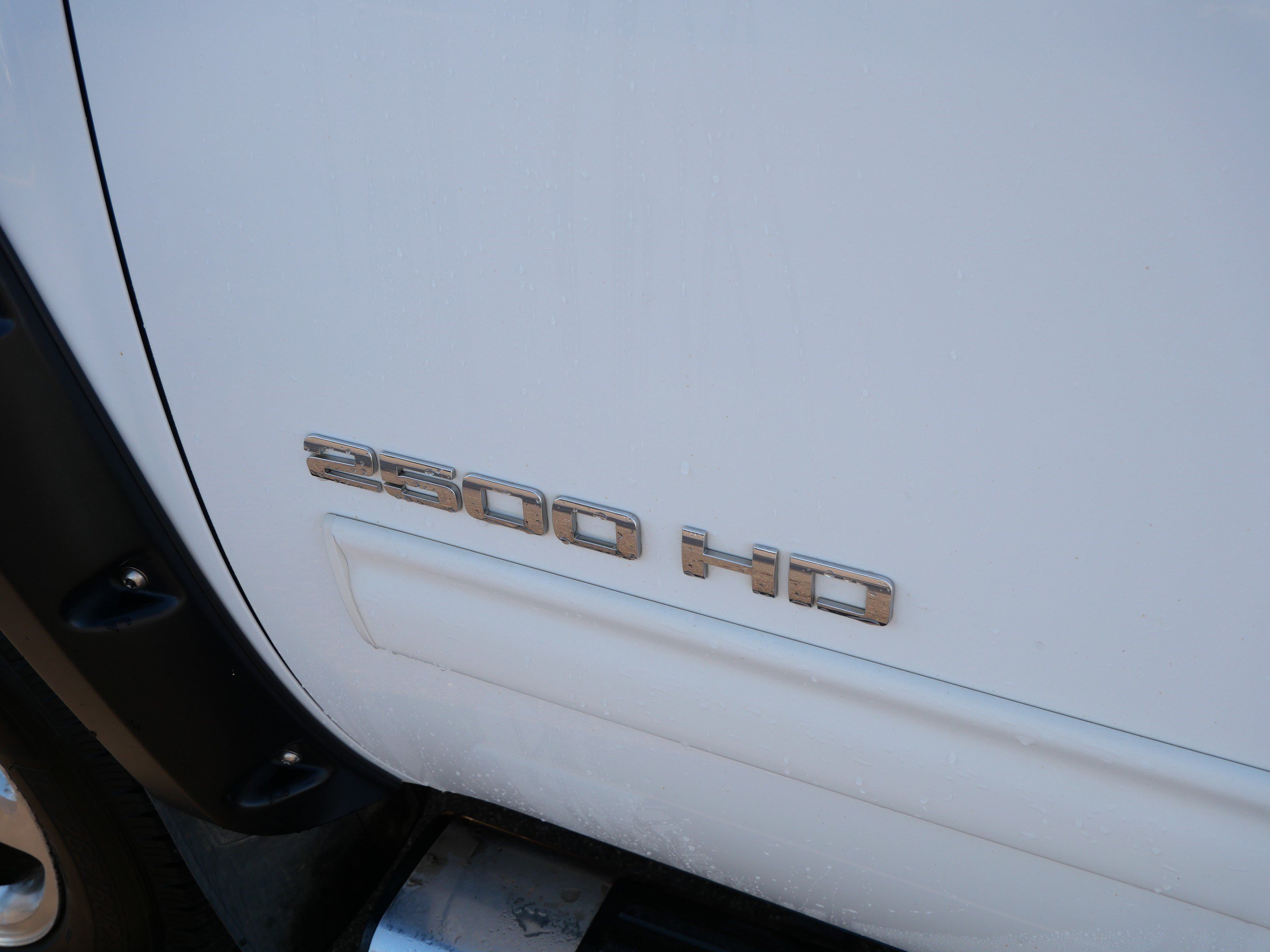 Used 2011 Chevrolet Silverado 2500 LTZ w/ Snow Plow Prep Package AWD/4WD image 19