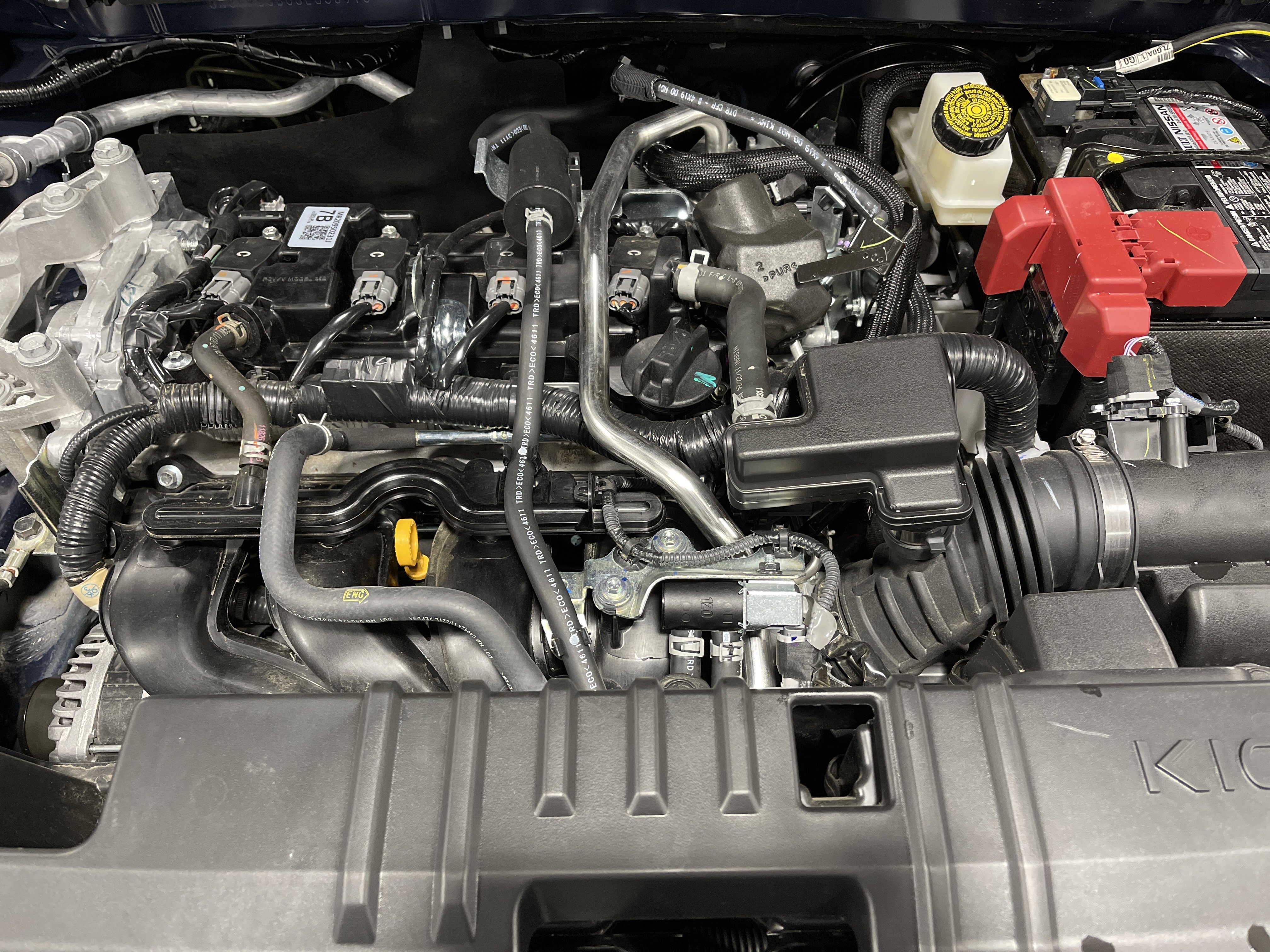 Used 2025 Nissan Kicks SV image 16