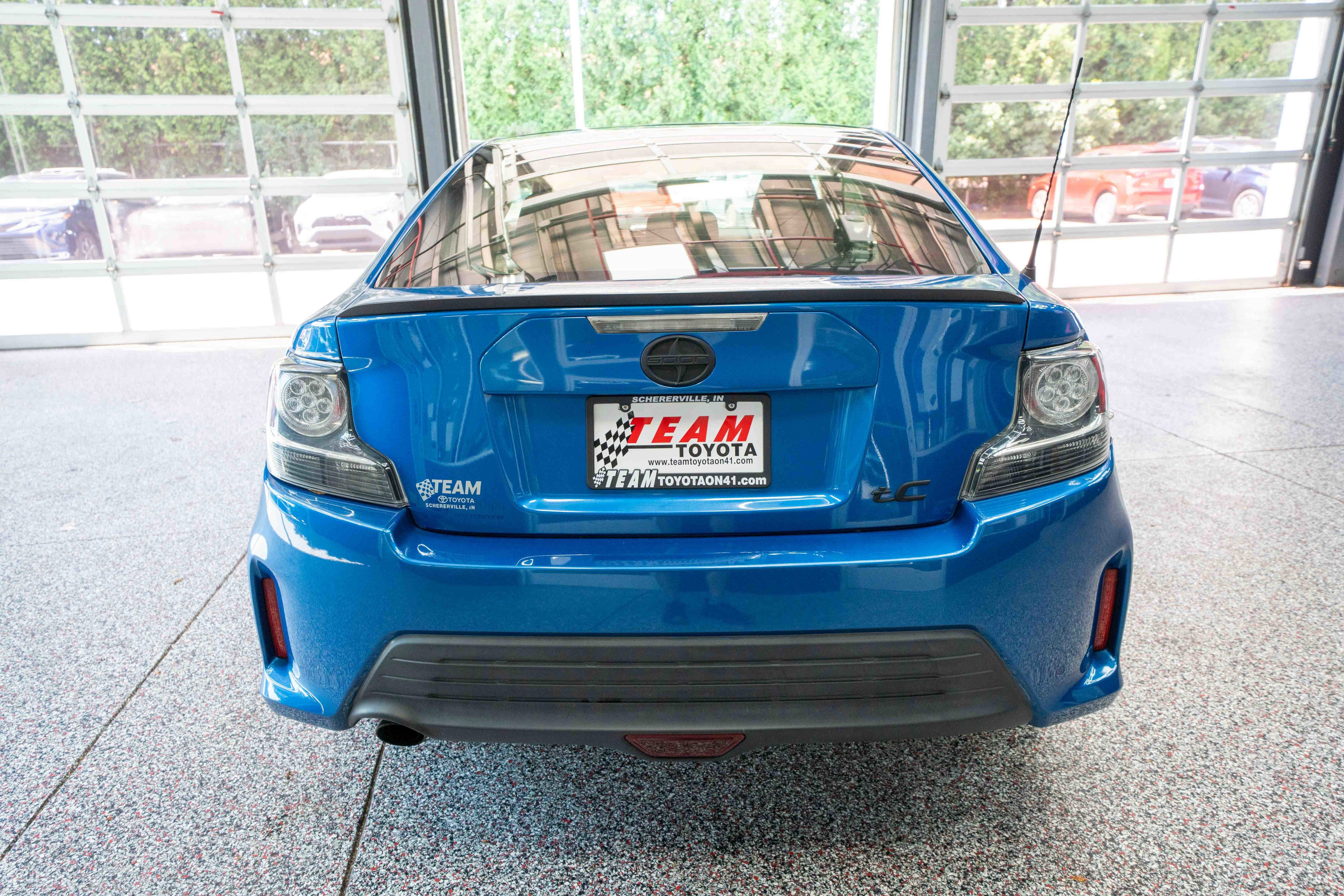 Used 2015 Scion tC FWD image 3