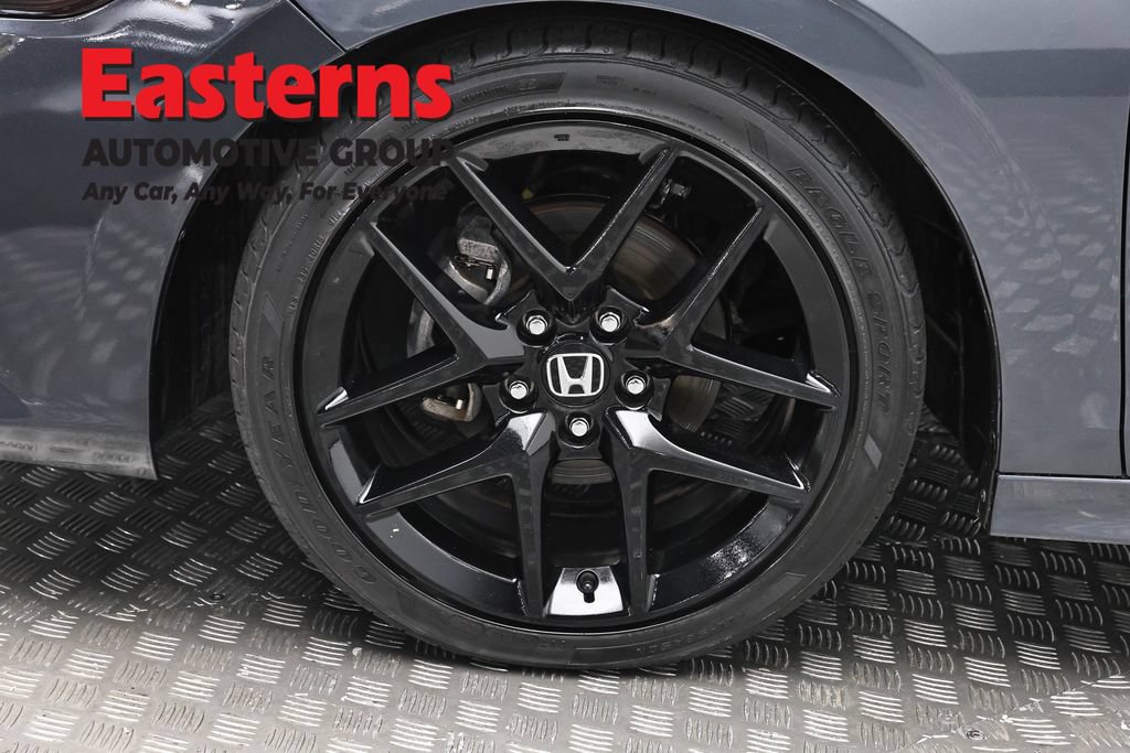 Used 2023 Honda Civic Sport image 32