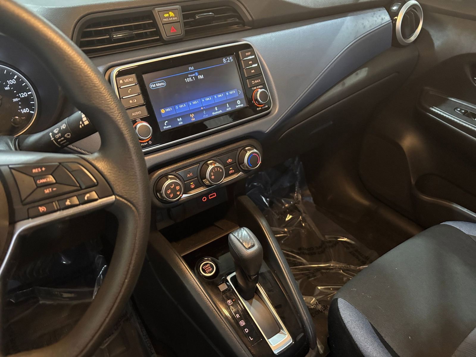 Used 2025 Nissan Versa SV FWD image 17