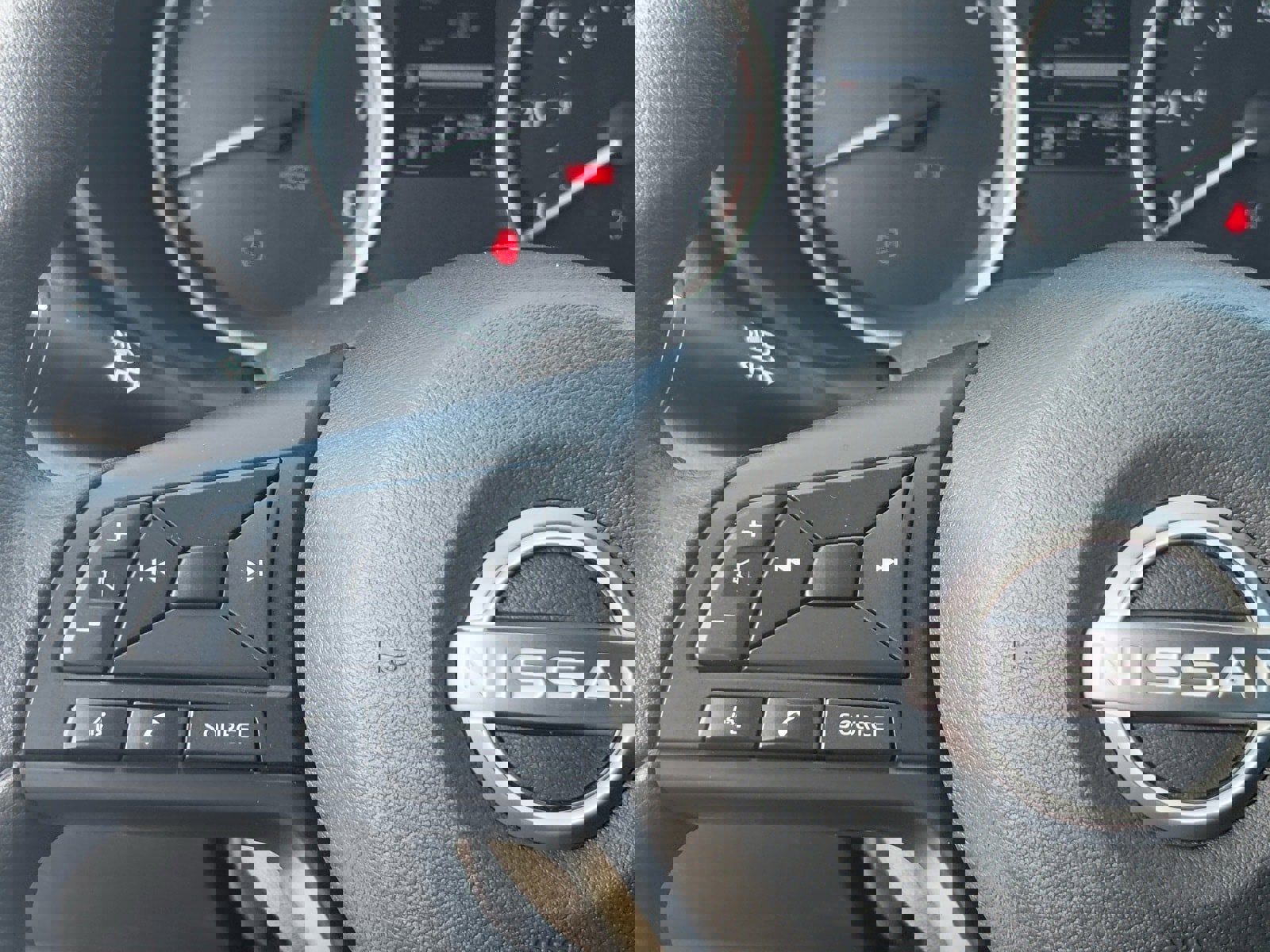 New 2025 Nissan Versa S image 20