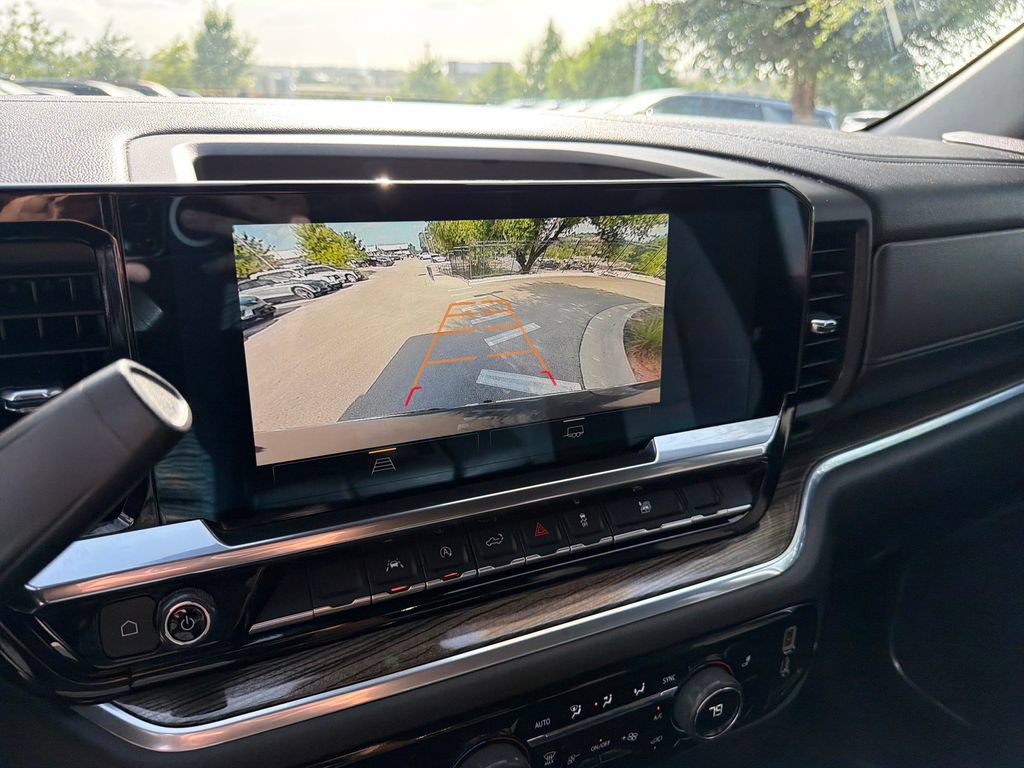 Used 2022 Chevrolet Silverado 1500 LT RWD image 28