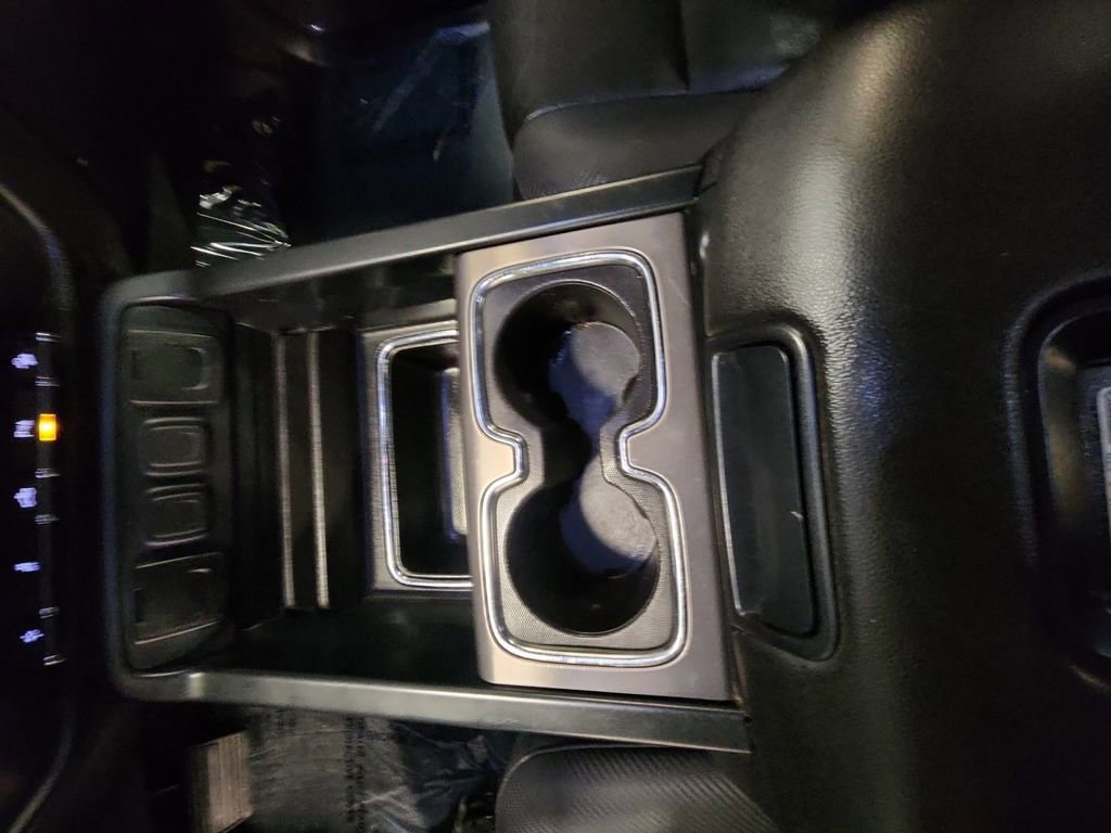 Used 2017 GMC Sierra 1500 SLT w/ All Terrain X Package image 21