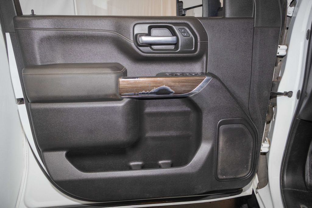 Used 2020 Chevrolet Silverado 2500 LT AWD/4WD image 11