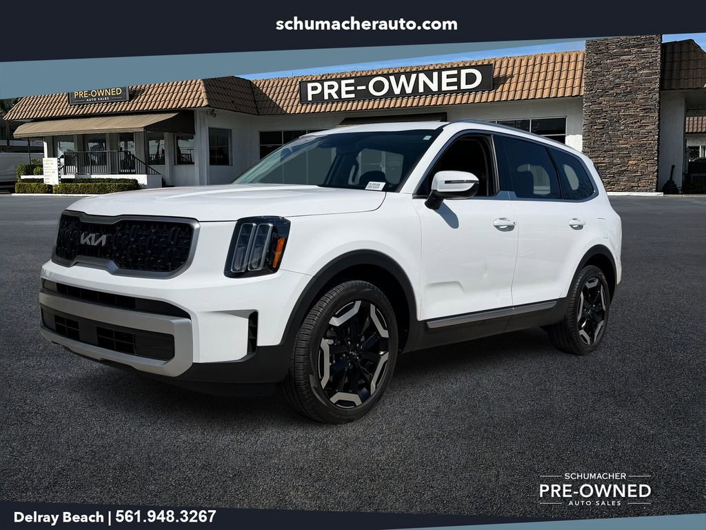 Used 2025 Kia Telluride EX w/ EX Captain's Chair Package FWD image 3