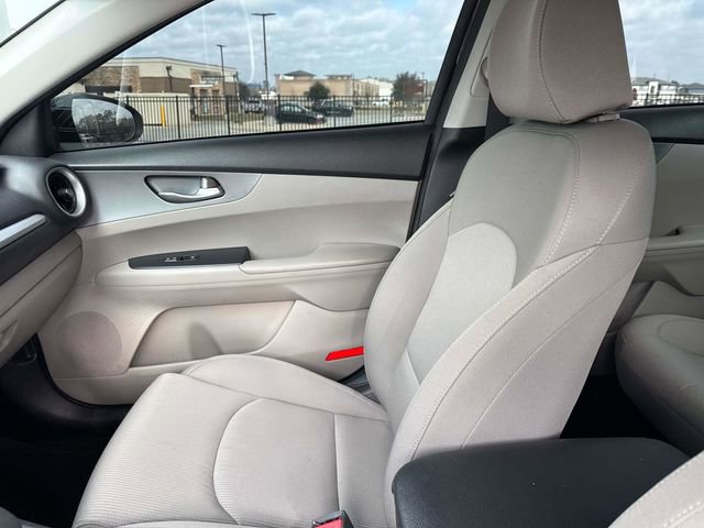Used 2021 Kia Forte LXS image 27