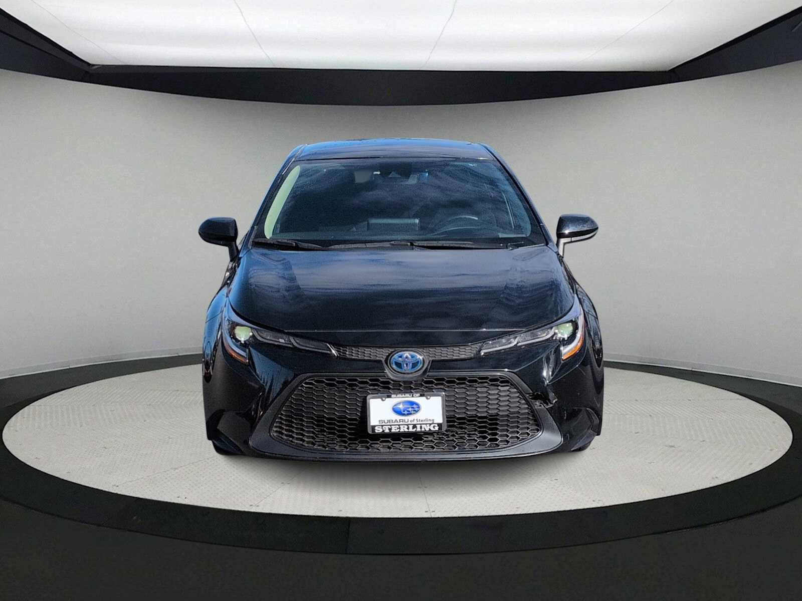 Used 2022 Toyota Corolla LE image 2