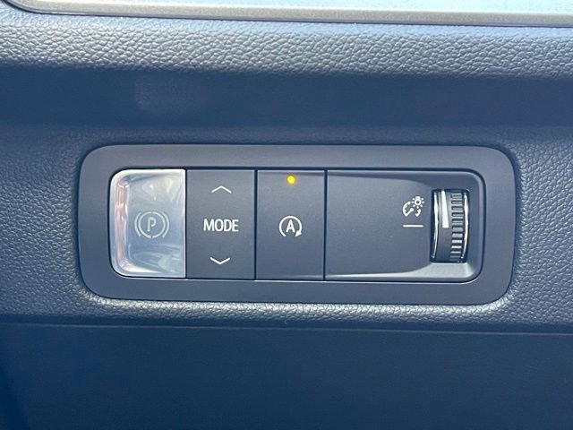 New 2026 Chevrolet Traverse LT w/ Sun and Wheel Package image 15