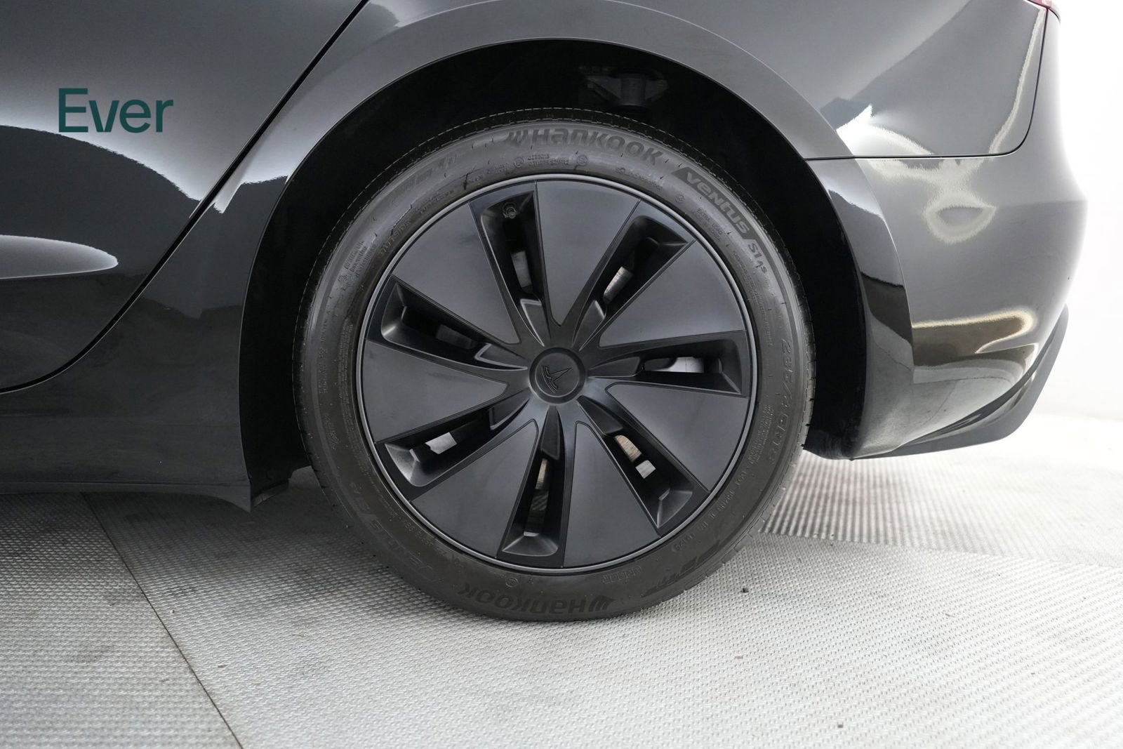 Used 2025 Tesla Model 3 Long Range AWD/4WD image 10