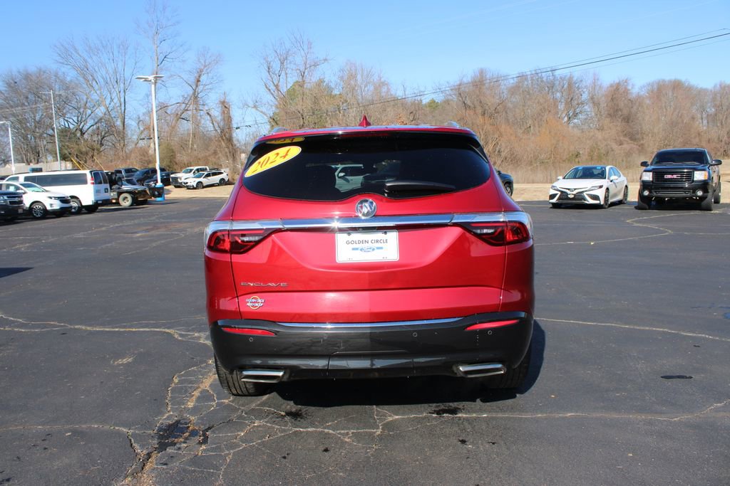 Used 2024 Buick Enclave Premium image 8