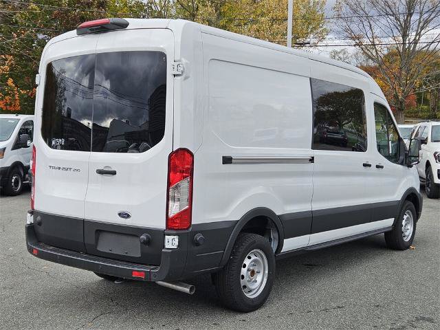 New 2024 Ford Transit 250 148 Medium Roof w/ Load Area Protection Package RWD image 29