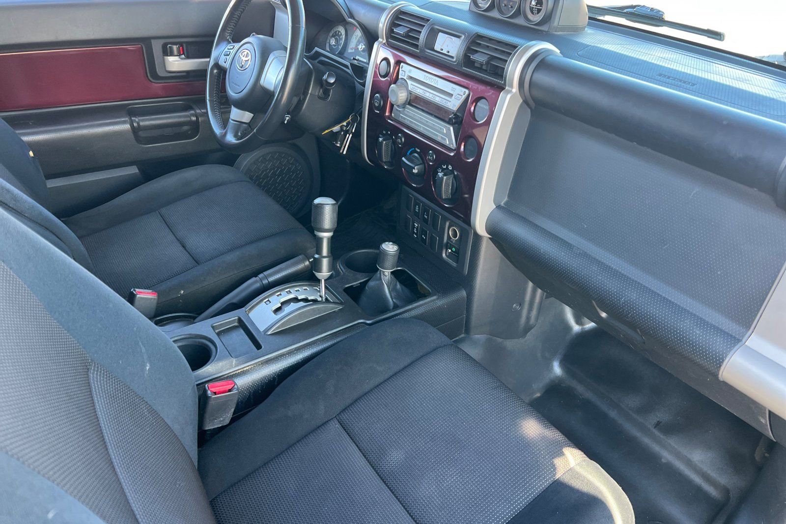 Used 2007 Toyota FJ Cruiser 4WD image 13