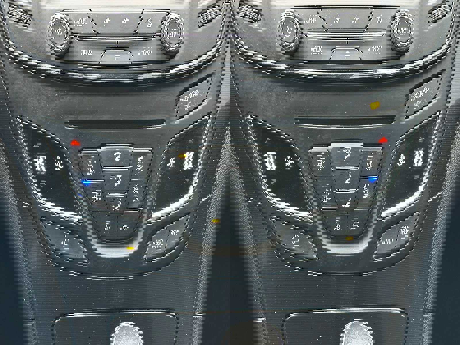 Used 2017 Buick Regal Premium w/ Driver Confidence Package #1 image 28