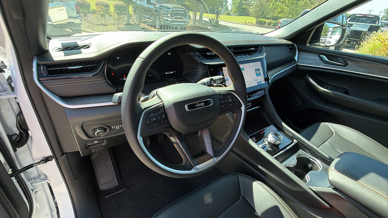 New 2026 Jeep Grand Cherokee Limited AWD/4WD image 21