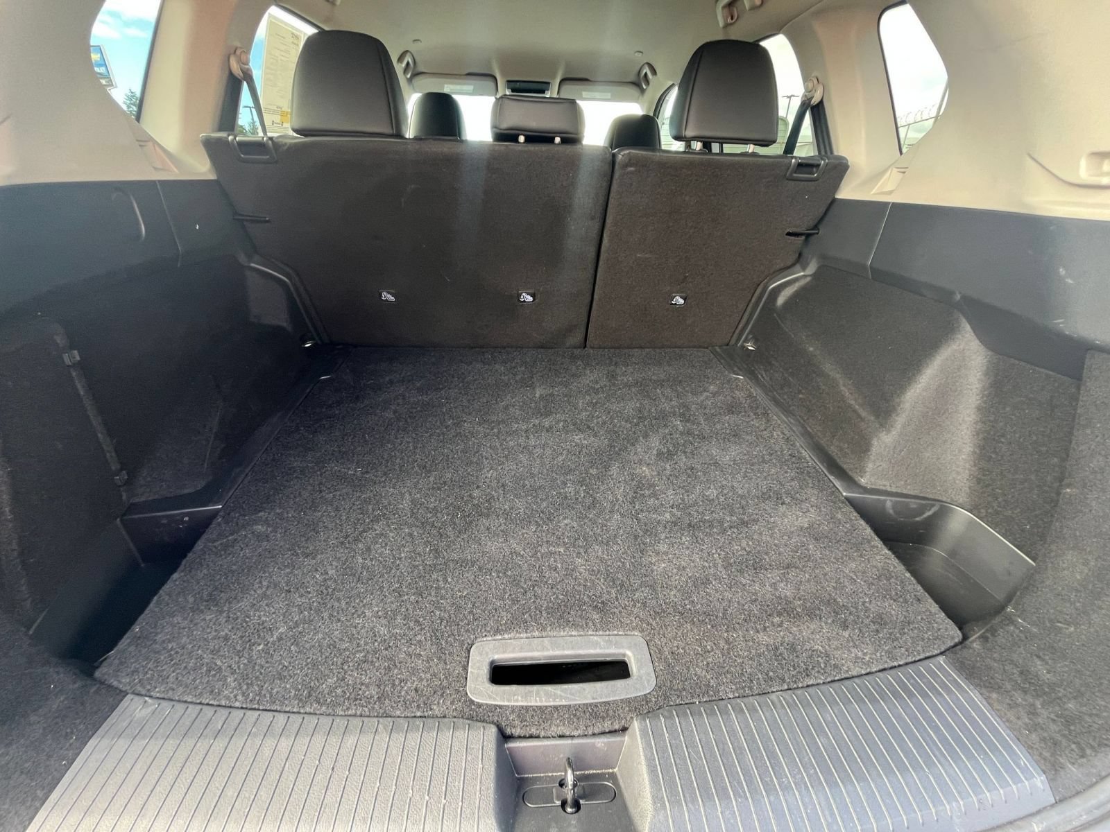 Used 2026 Nissan Rogue SL AWD/4WD image 34