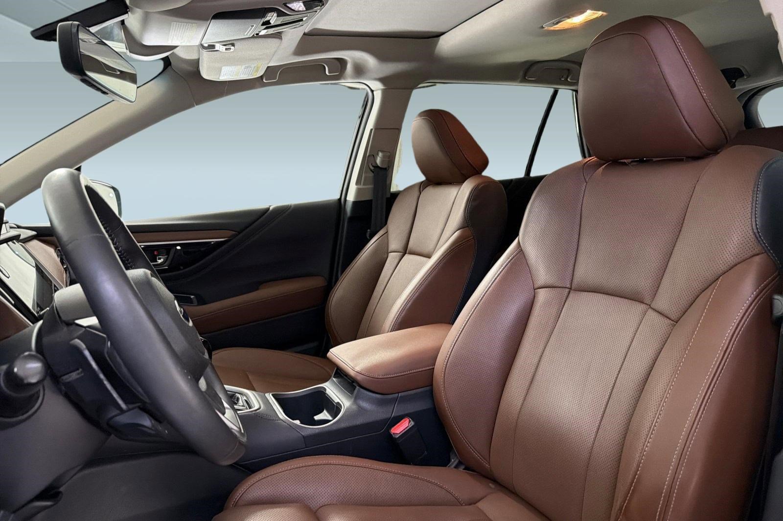 Used 2022 Subaru Outback Touring XT AWD/4WD image 5