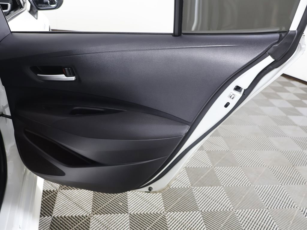 Used 2020 Toyota Corolla LE w/ Carpet Mat Package (TMS) image 22
