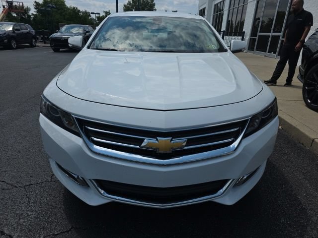 Used 2014 Chevrolet Impala LT w/ Convenience Package FWD image 2