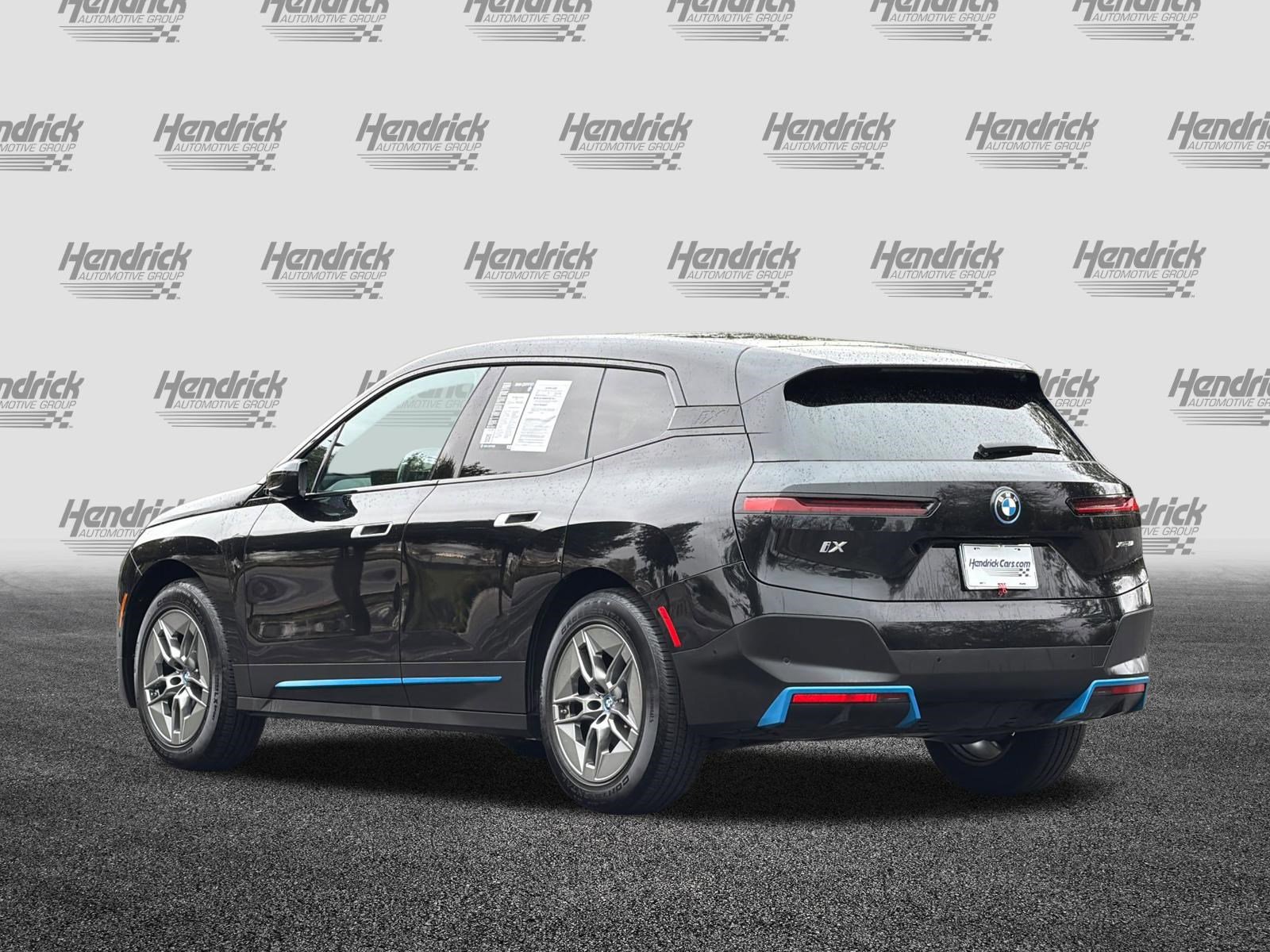 Certified 2023 BMW iX xDrive50 w/ BMW I Signature Blue Package image 7