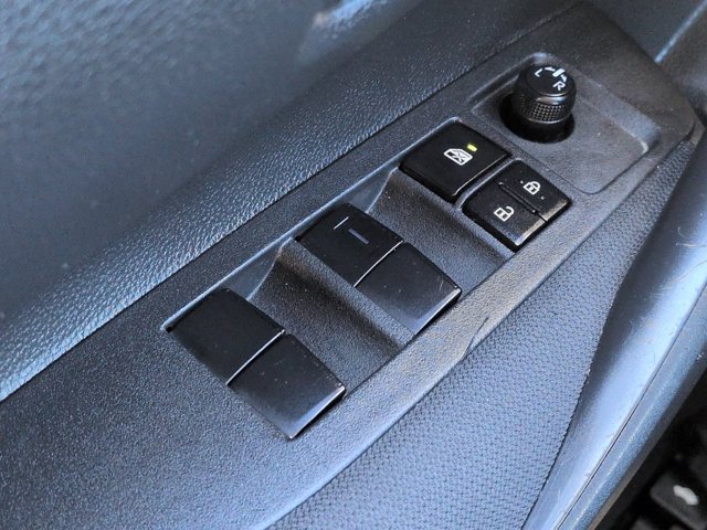 Used 2025 Toyota Corolla LE FWD image 21