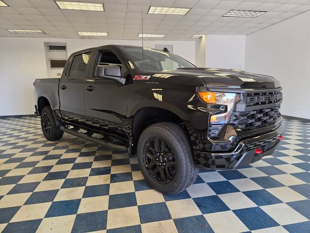 New 2026 Chevrolet Silverado 1500 Custom Trail Boss AWD/4WD image 1