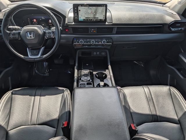 Used 2023 Honda Pilot Elite image 11