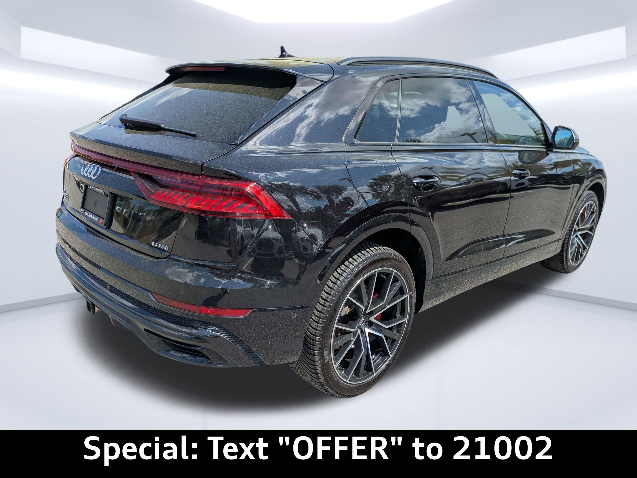 Used 2020 Audi Q8 Premium Plus image 2