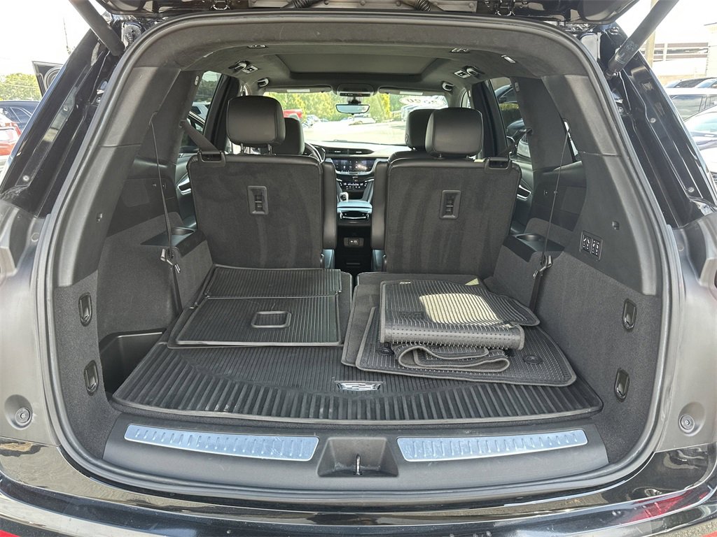 Used 2020 Cadillac XT6 Premium Luxury w/ Platinum Package image 18