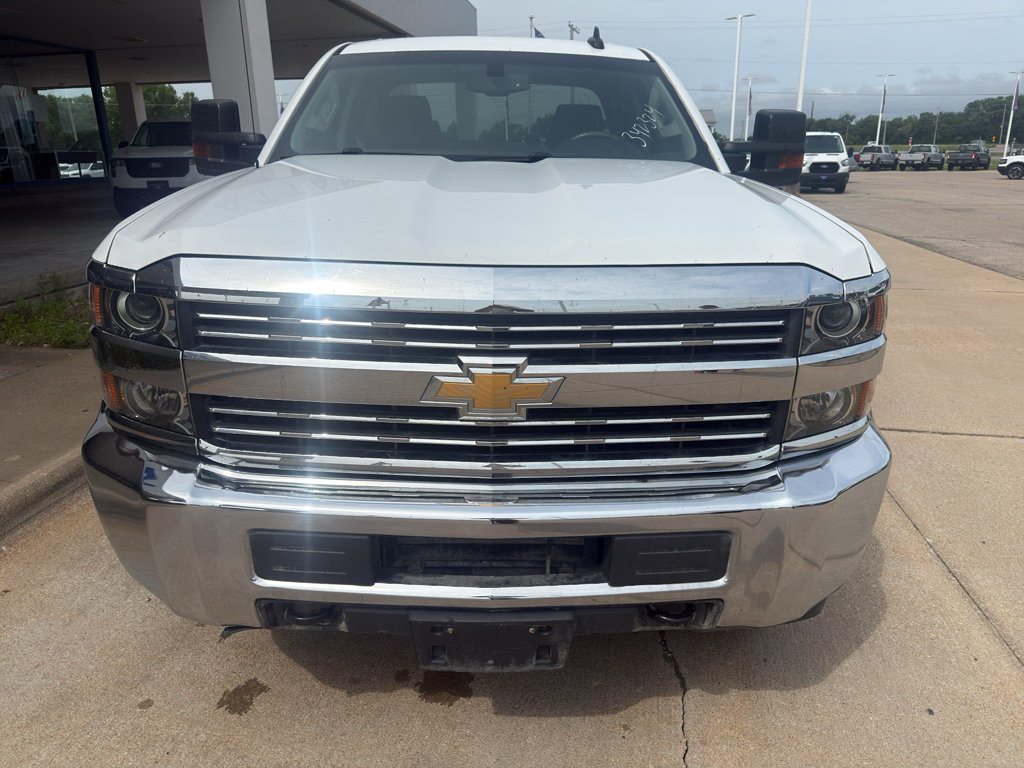 Used 2018 Chevrolet Silverado 2500 LT AWD/4WD image 3