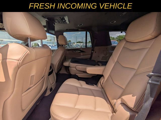 Used 2020 Cadillac Escalade Platinum RWD image 14