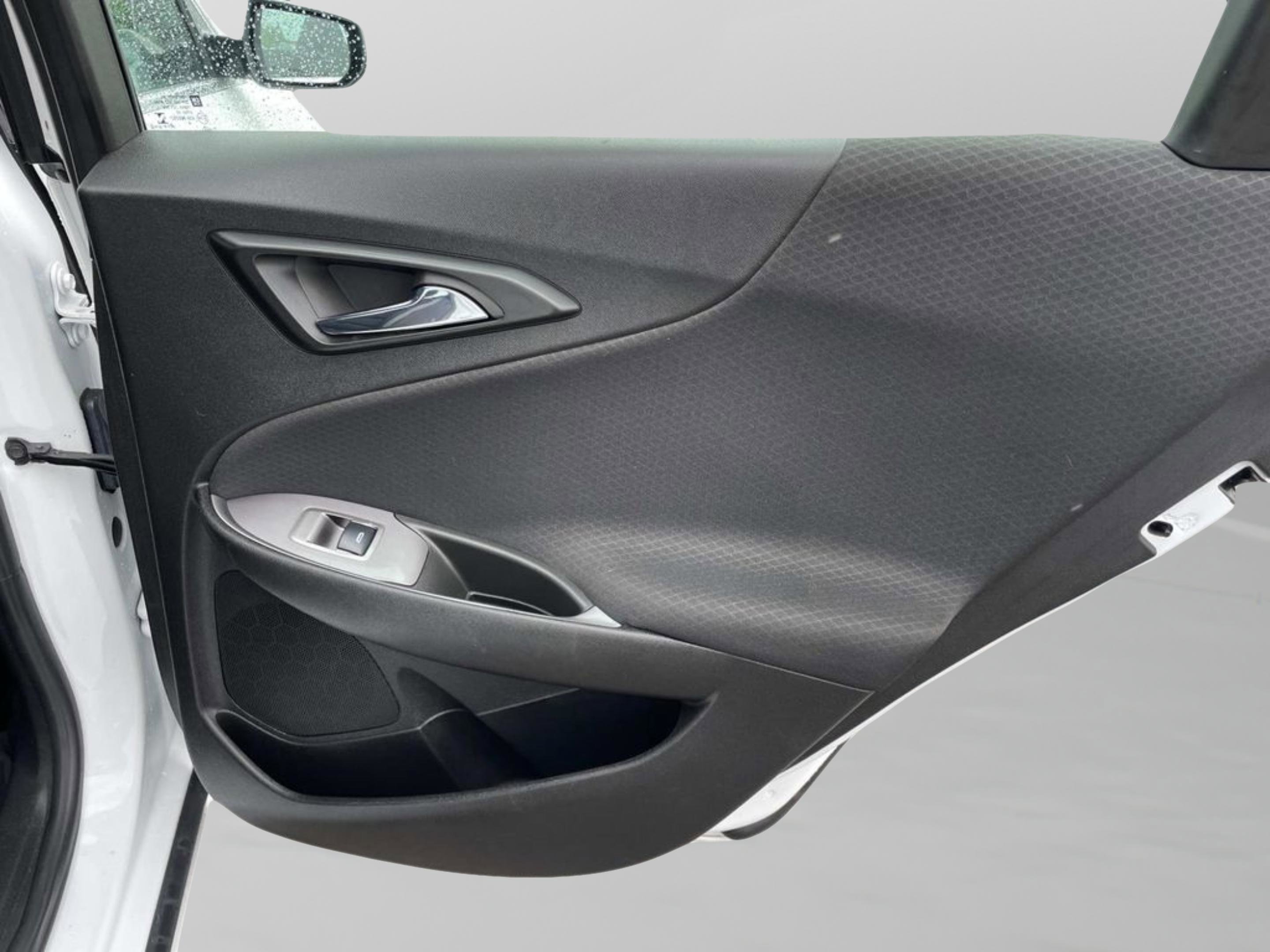Used 2022 Chevrolet Malibu RS FWD image 13