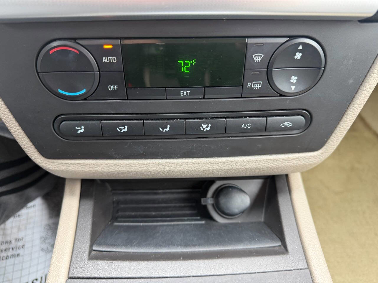 Used 2006 Mercury Milan Premier image 24