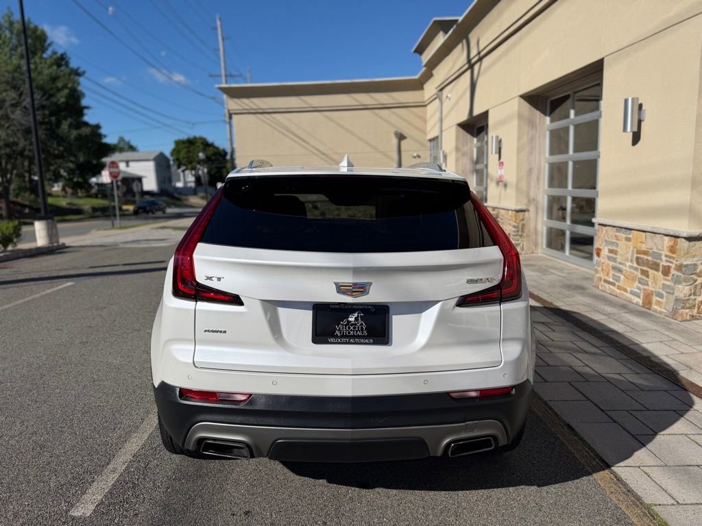 Used 2019 Cadillac XT4 Premium Luxury AWD/4WD image 6