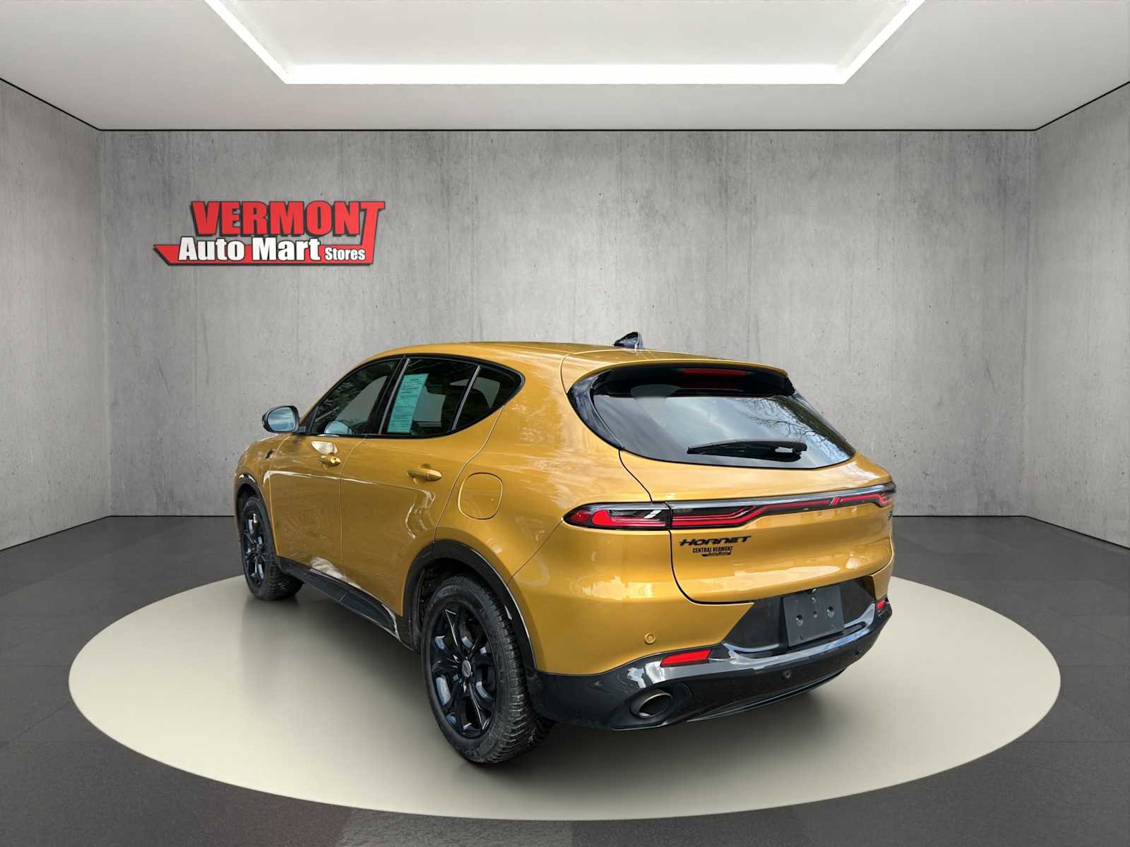 Used 2024 Dodge Hornet R/T w/ R/T Blacktop Package AWD/4WD image 6