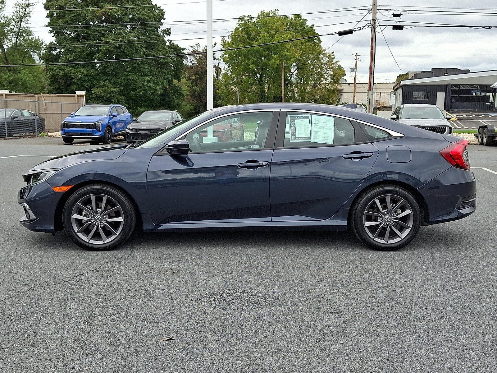 Used 2021 Honda Civic EX image 9