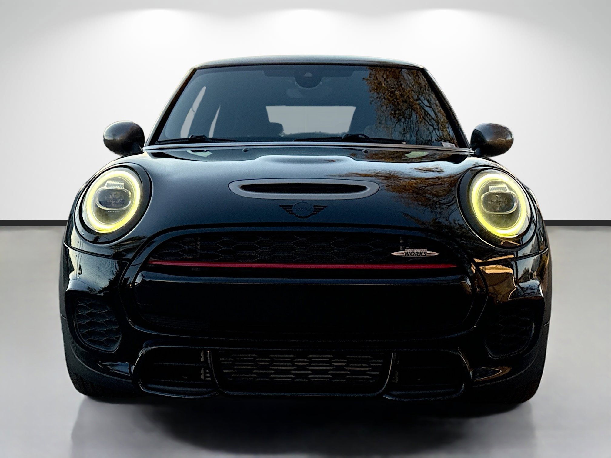 Used 2019 MINI Cooper John Cooper Works w/ Signature Upholstery Package image 8