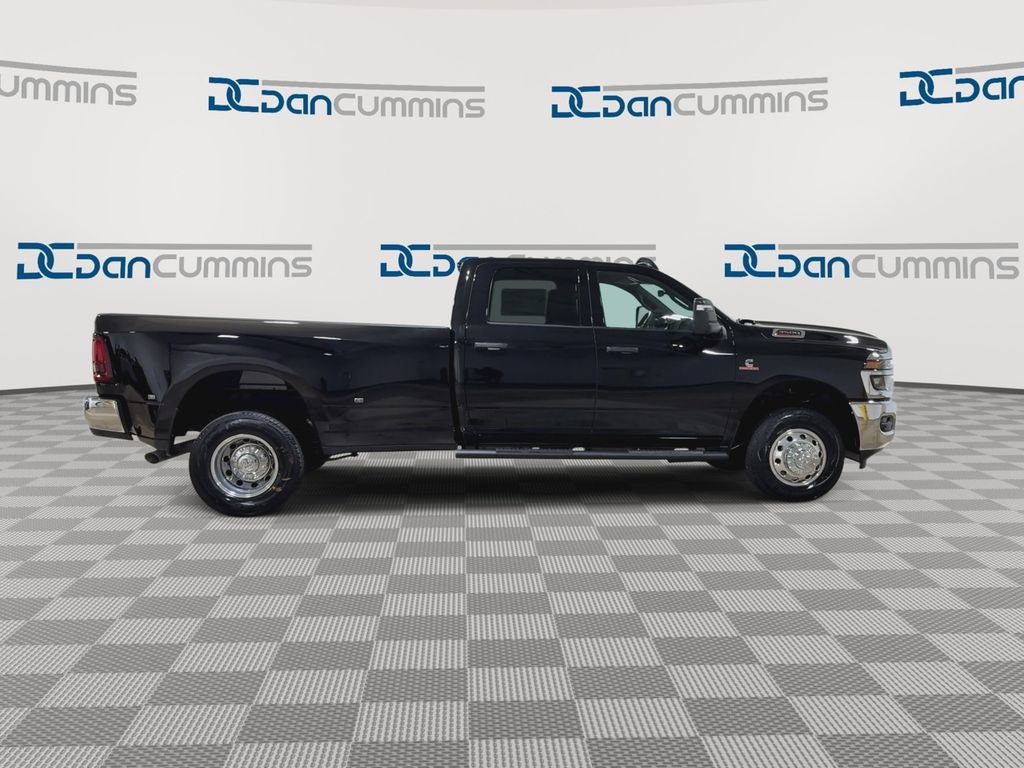New 2026 RAM 3500 Tradesman AWD/4WD image 9