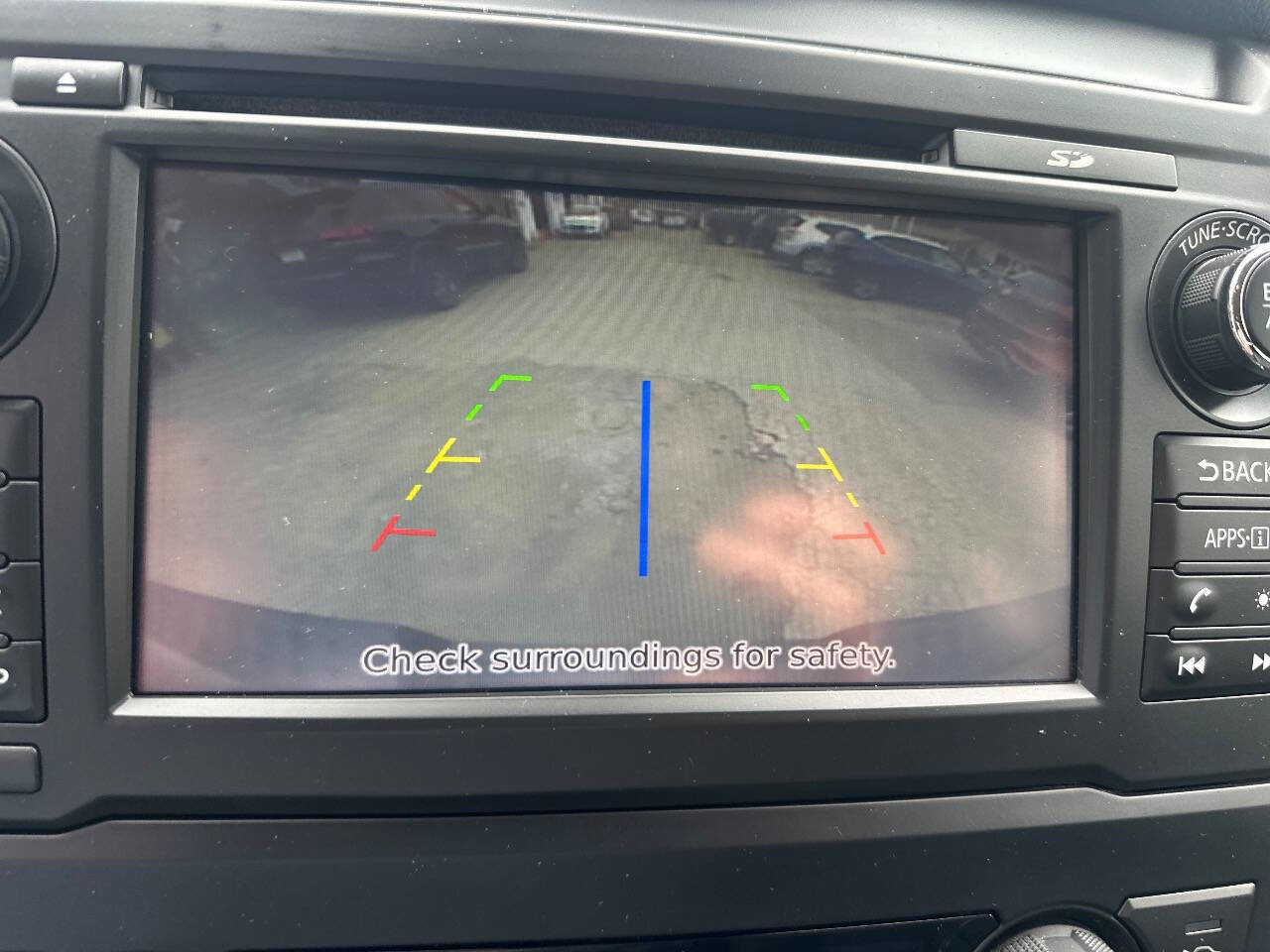 Used 2018 Nissan Titan SL AWD/4WD image 14