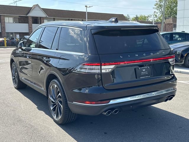 Used 2025 Lincoln Aviator Reserve w/ Illumination Package AWD/4WD image 8