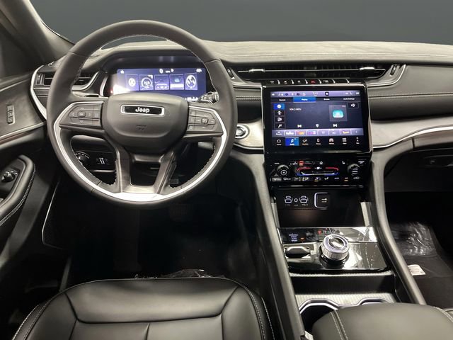 New 2025 Jeep Grand Cherokee L Limited w/ Black Appearance Package image 5