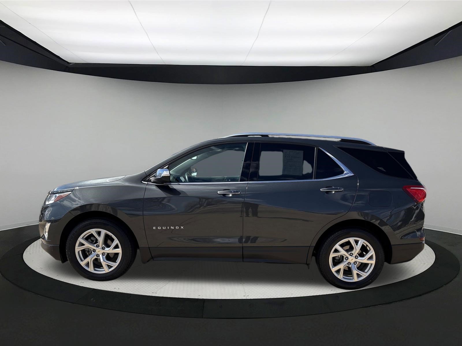 Used 2021 Chevrolet Equinox Premier image 2