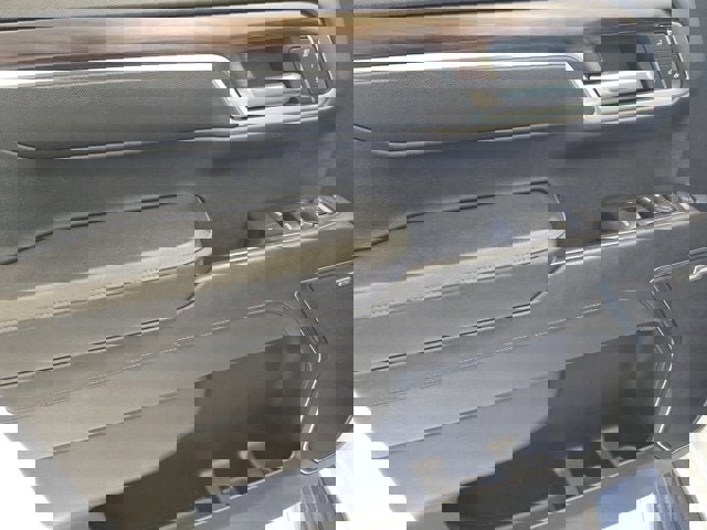 Used 2022 GMC Sierra 1500 SLT image 22