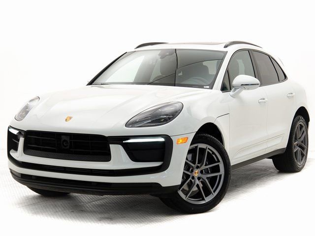 Certified 2025 Porsche Macan AWD/4WD image 1