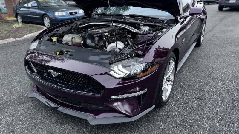 Used 2018 Ford Mustang GT Premium w/ GT Performance Package RWD image 9
