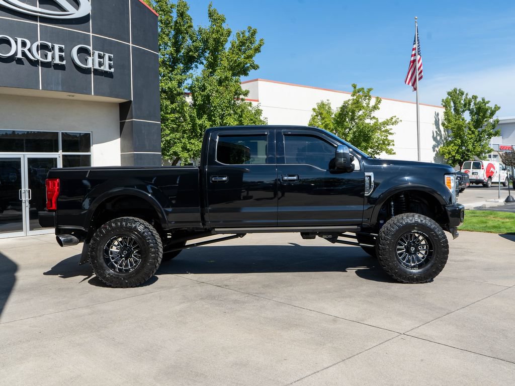 Used 2018 Ford F350 King Ranch w/ King Ranch Ultimate Package AWD/4WD image 8