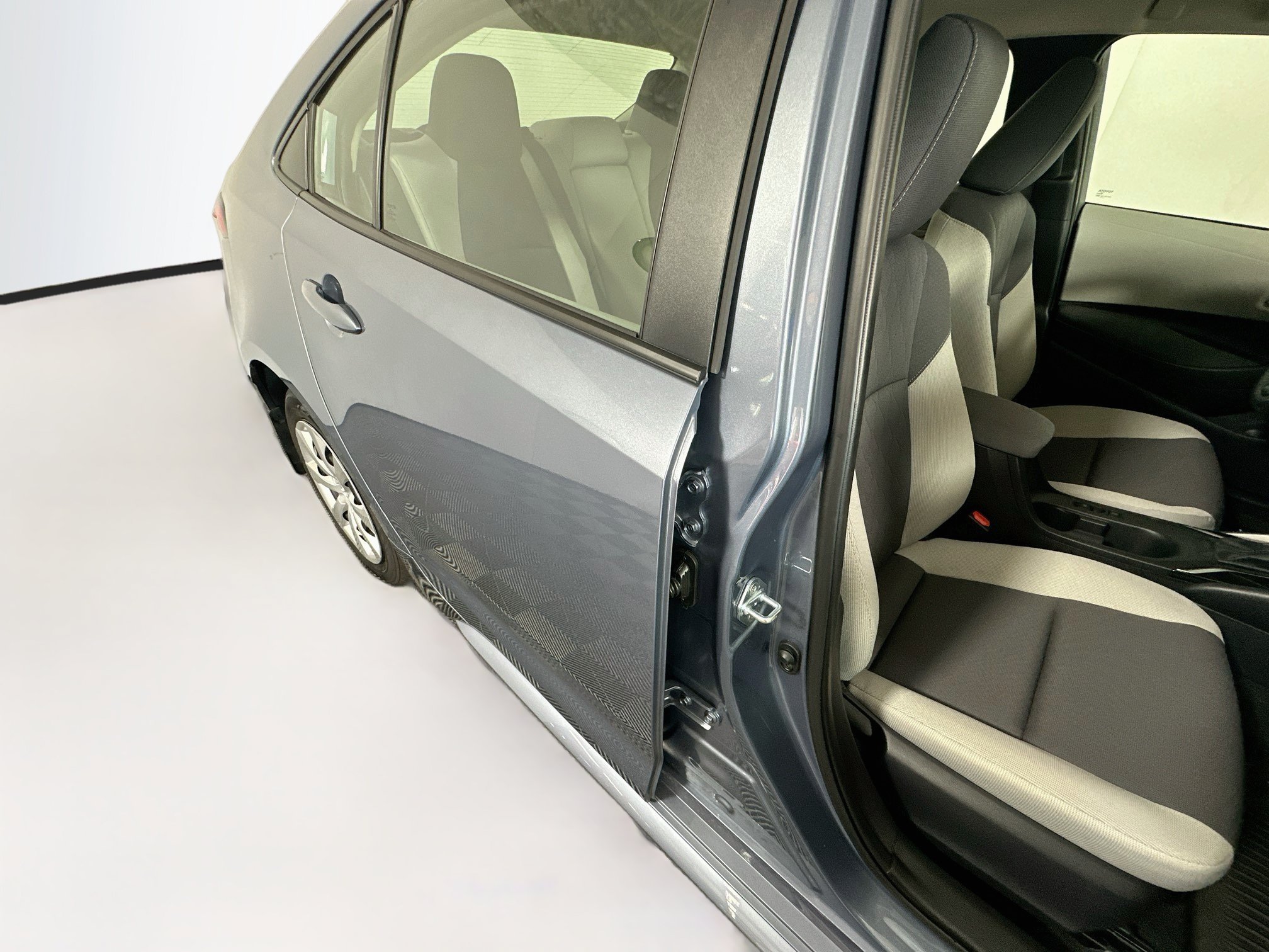 Certified 2026 Toyota Corolla LE FWD image 27